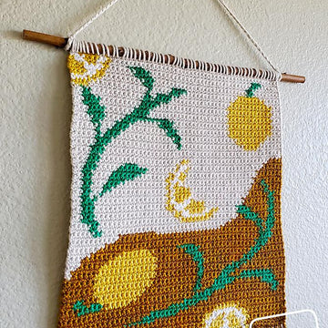 Lovely Lemons Wall Hanging