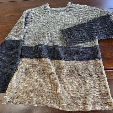 Larkin Raglan Pullover