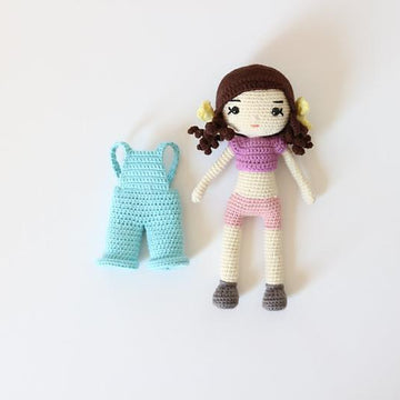 Nellybery doll