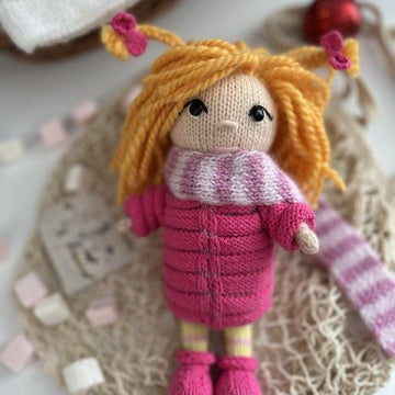 Knitting Pattern Christmas elf Chloe