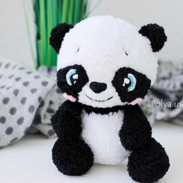 Yumi the Panda pattern (PDF + 5 videos)