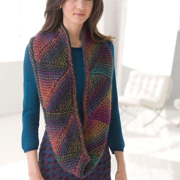 Modular Cowl in Lion Brand Unique - L32292
