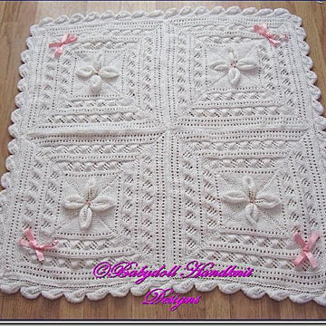 Traditional Style Leaf Pattern Shawl