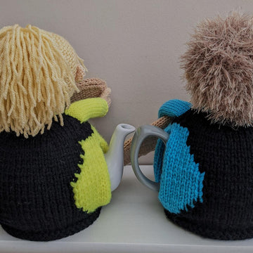 Surfer tea cosy