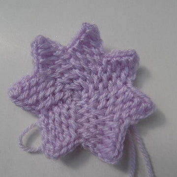 Adjustable Crochet Flower (3+ Petals)