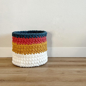 XL Crochet Color Block Basket 106