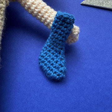 Hard-working elf amigurumi