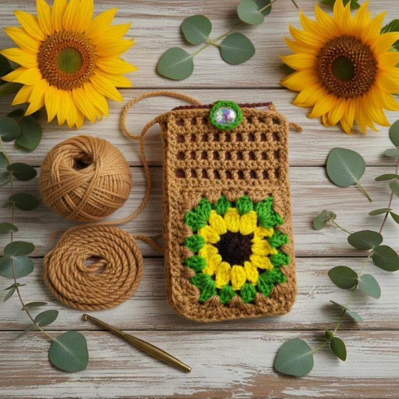 Crochet Phone Bag with Pocket Pattern – Crossbody Pouch PDF + Video Tutorial