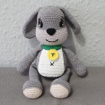 Crochet pattern dog Tom