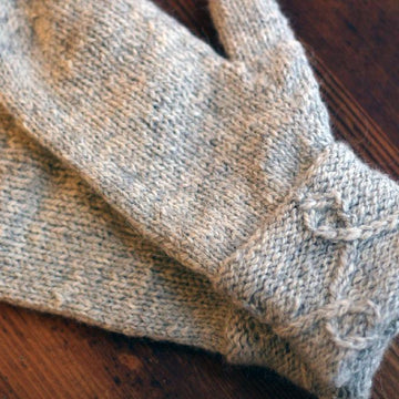 Lamplight Mittens