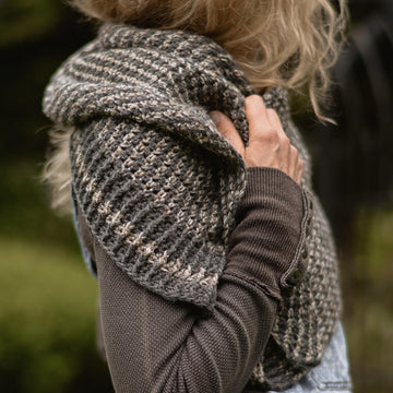 Saxon Wrap