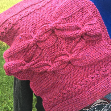 Rich and Deep Cabled Cowl