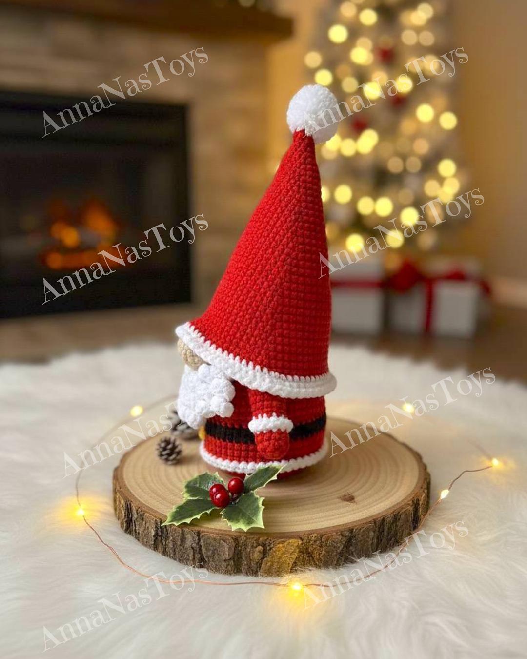 Christmas gnome Santa (new)