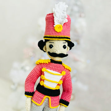 Crochet Nutcracker, amigurumi nutcracker doll, crochet boy doll, dll with clothes, boy body pattern