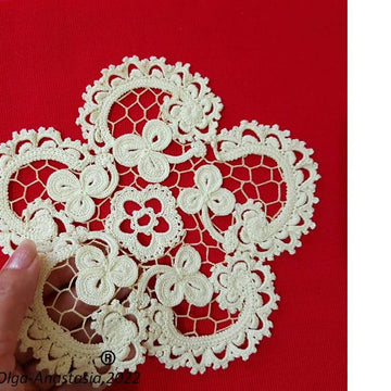 Lace doily