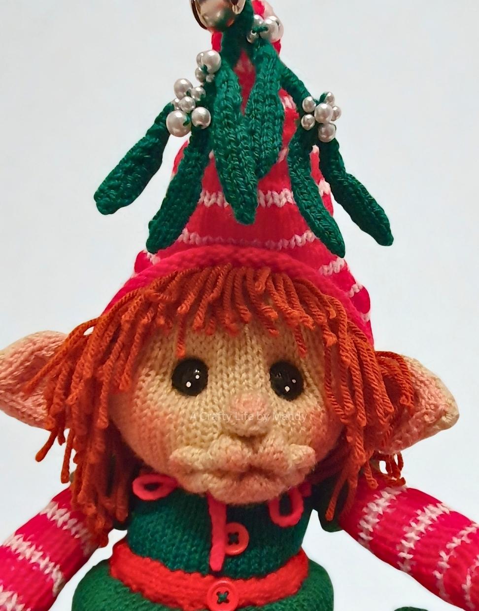 Mistletoe Elf - Gizza Kiss