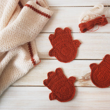 Crochet Hand of Fatima