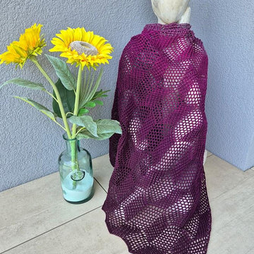 Triangular Scarf "Damia"