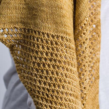 Queen Bee Wrap