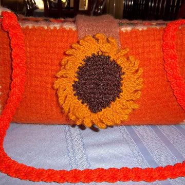 Knitter's Lesson in Tunisian Crochet: Sassy Sunflower Purse