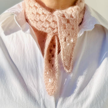 Sunday scarf