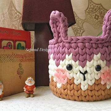Recycled (t-shirt) yarn basket- Bunny-103