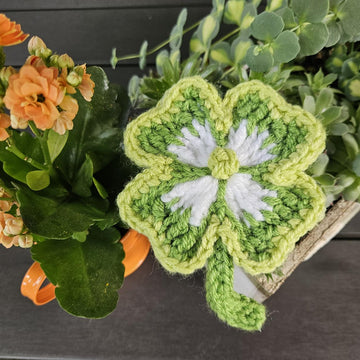 Crochet Lucky clover keychain