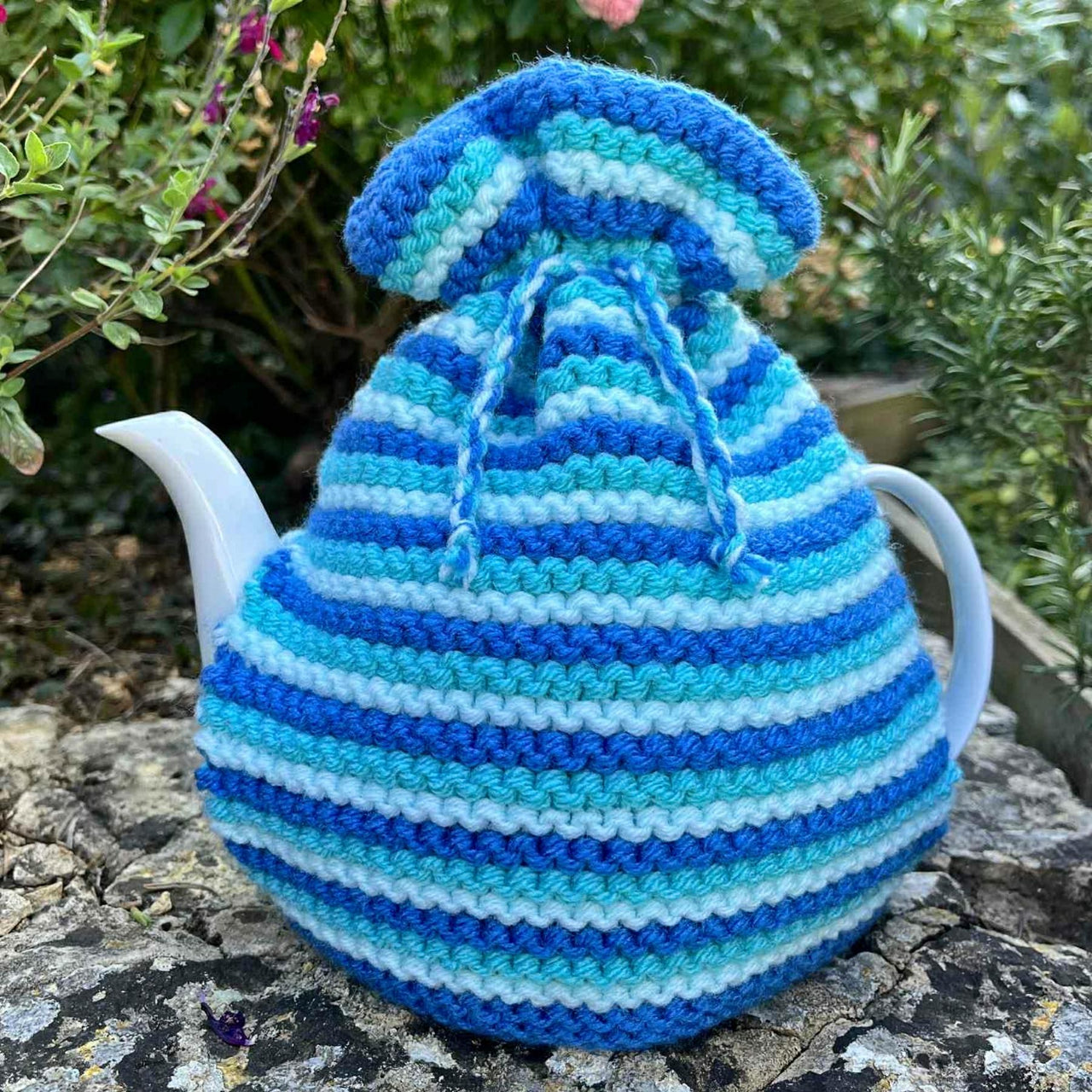 Ocean Blue 4 Cup Teapot Cosy Knitting Pattern