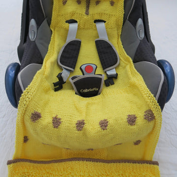 Giles Giraffe Hooded Baby Car Seat Blanket