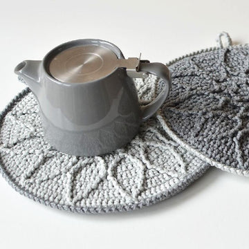Minimalist Cabled Mandala