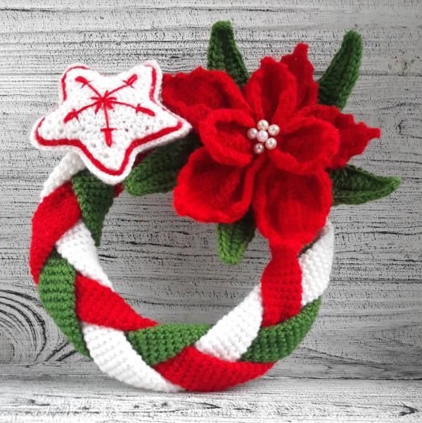 Crochet Christmas Wreath Pattern: Poinsettia & Stars (PDF Pattern)