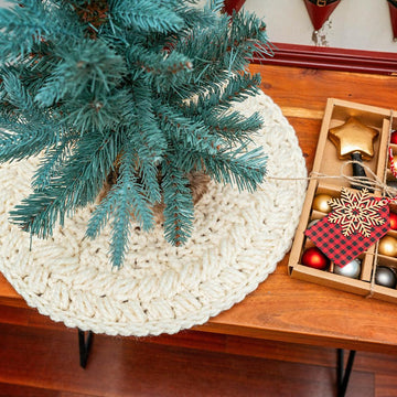 Wreath Tree Skirt
