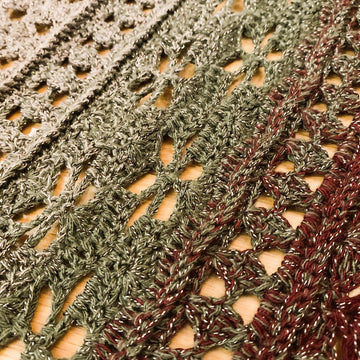 Flat Triangular Scarf "Graia"