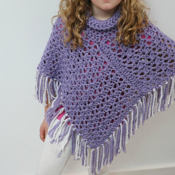 Bulky & Quick Lace Fringe Poncho