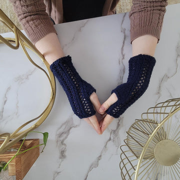 Trellis Fingerless Gloves