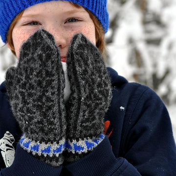 Girdwood Mittens