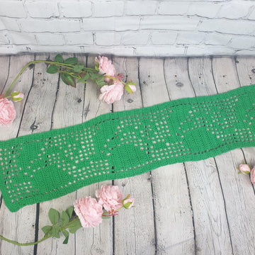 Autumn leaf table runner