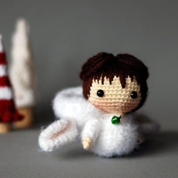 White Sheep crochet Doll. Tanoshi series toy.