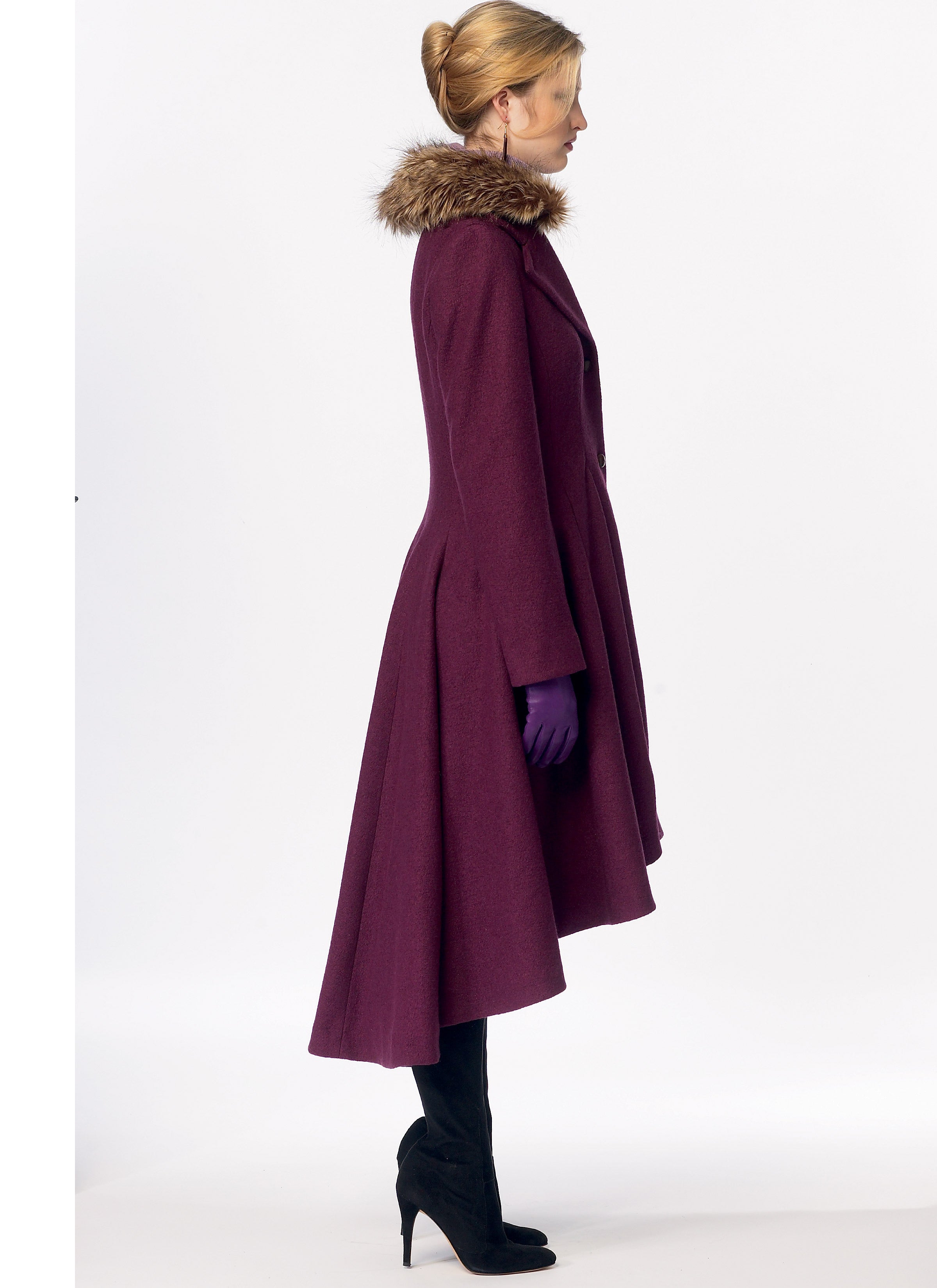 McCall's Misses'/Miss Petite Lined Coats, Belt and Detachable Collar and Hood M6800 - Sewing Pattern