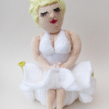 Marilyn Monroe Tea Cosy Knitting Pattern