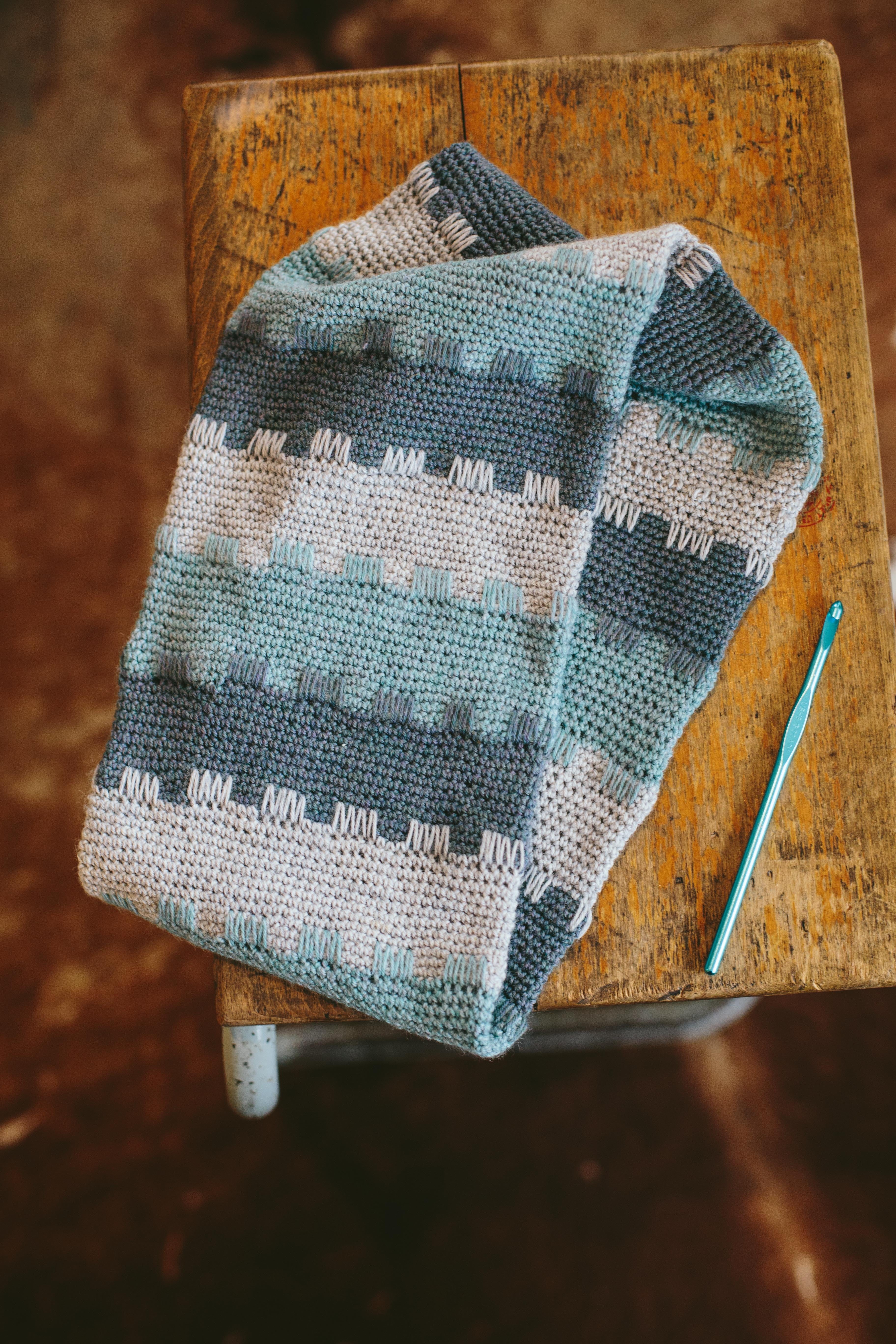 Crochet Yeah! by Joanne Scrace and Kat Goldin