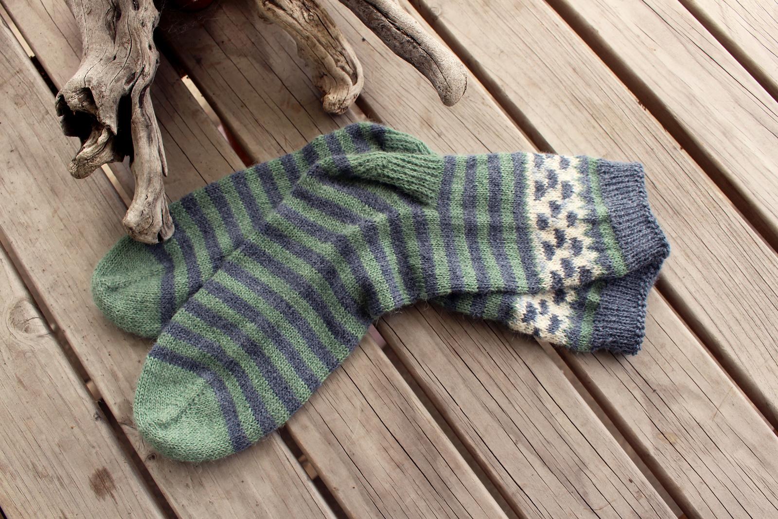 Moeraki Boulders Socks