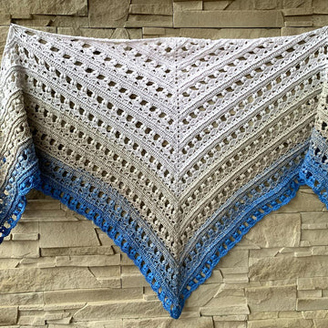 Triangular Scarf "Iphis"
