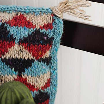 Navachóch Triangles Cushion