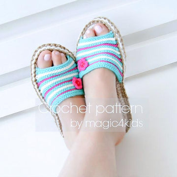 Funny sandals with rope soles