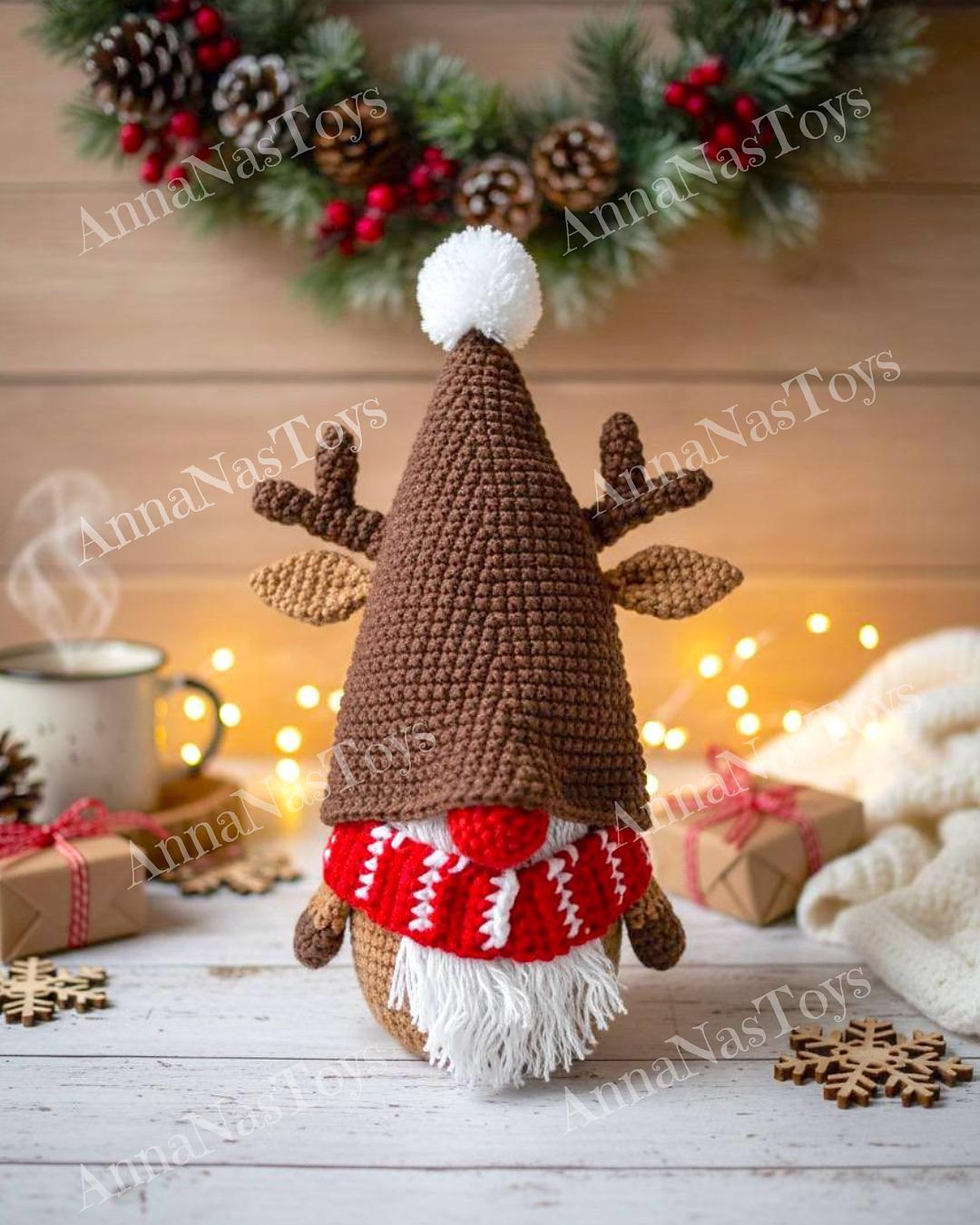 Gnome Christmas deer