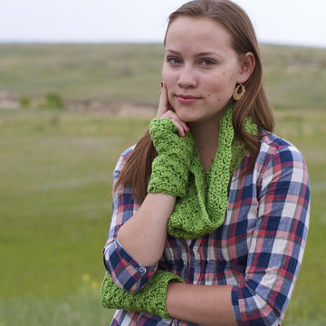 Lastura Cowl & Fingerless Gloves