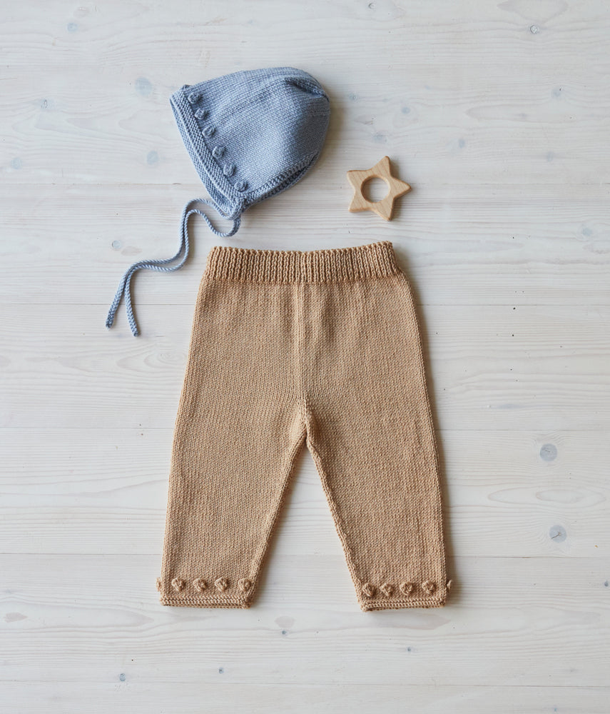 Bobbalicious - Layette Knitting Pattern For Toddlers in Debbie Bliss Baby Cashmerino by Debbie Bliss