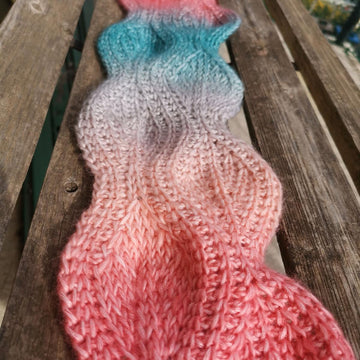 "Leaf" it on Scarf