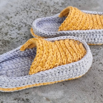Double sole crochet slippers for adults and kids pattern S28